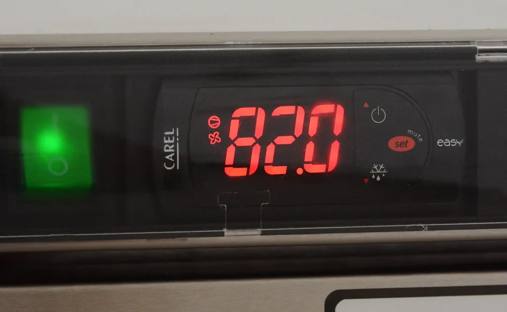 Westlake WKSR-48B Salad Prep Table Refrigerator 2 Door 33-40°F — view 7