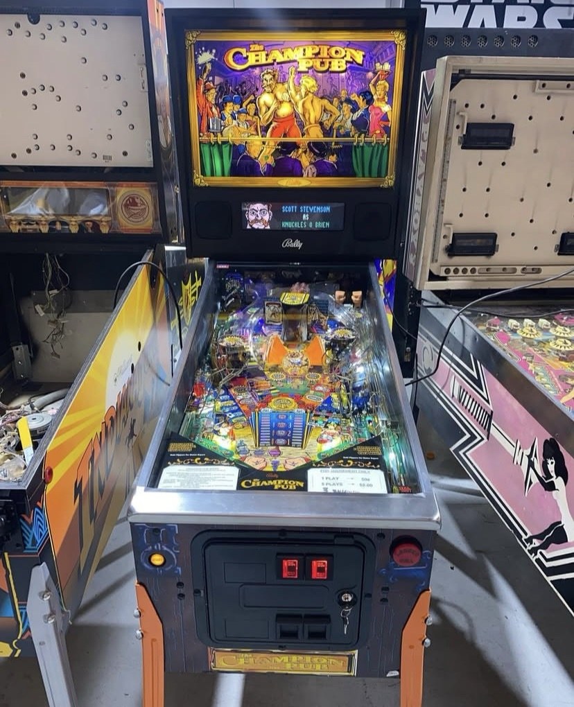 Champion Pub Pinball Machine — view 4