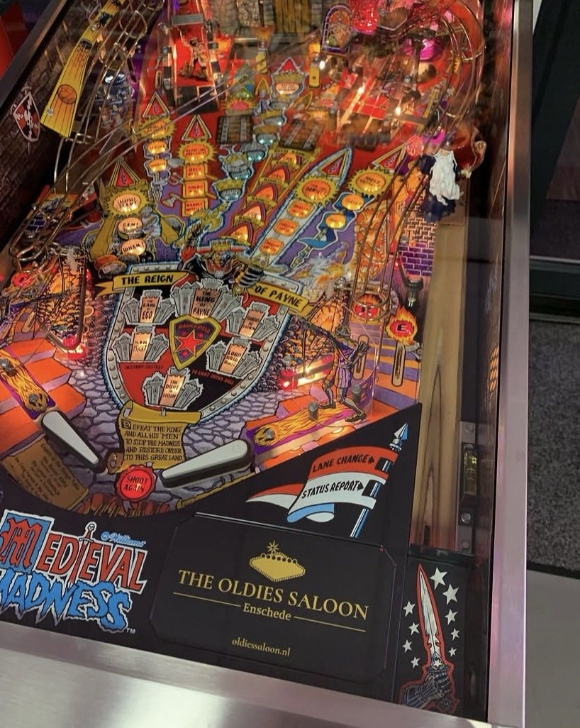 Medieval Madness Pinball Machine — view 6