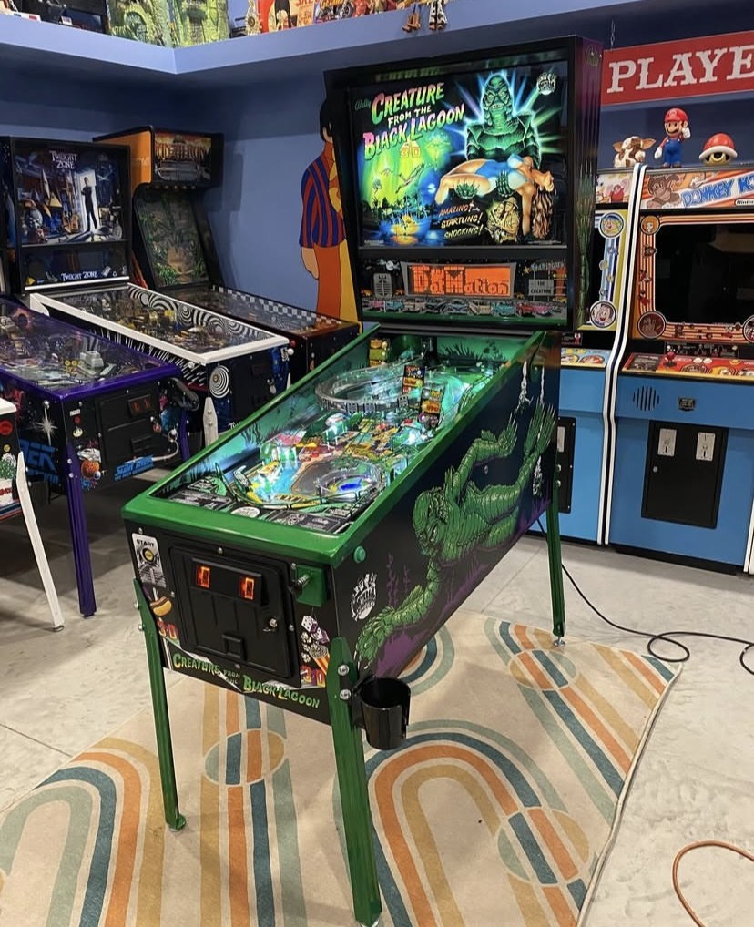 Creature From the Black Lagoon Pinball Machine — view 2
