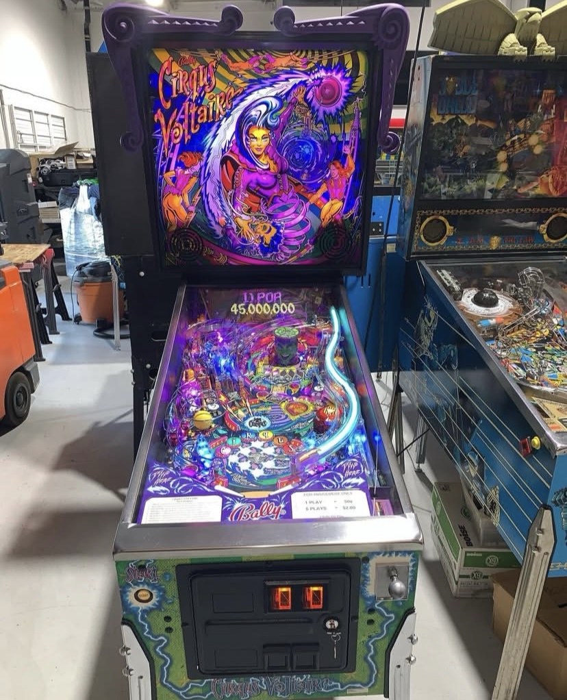 Cirqus Voltaire Pinball Machine — view 5