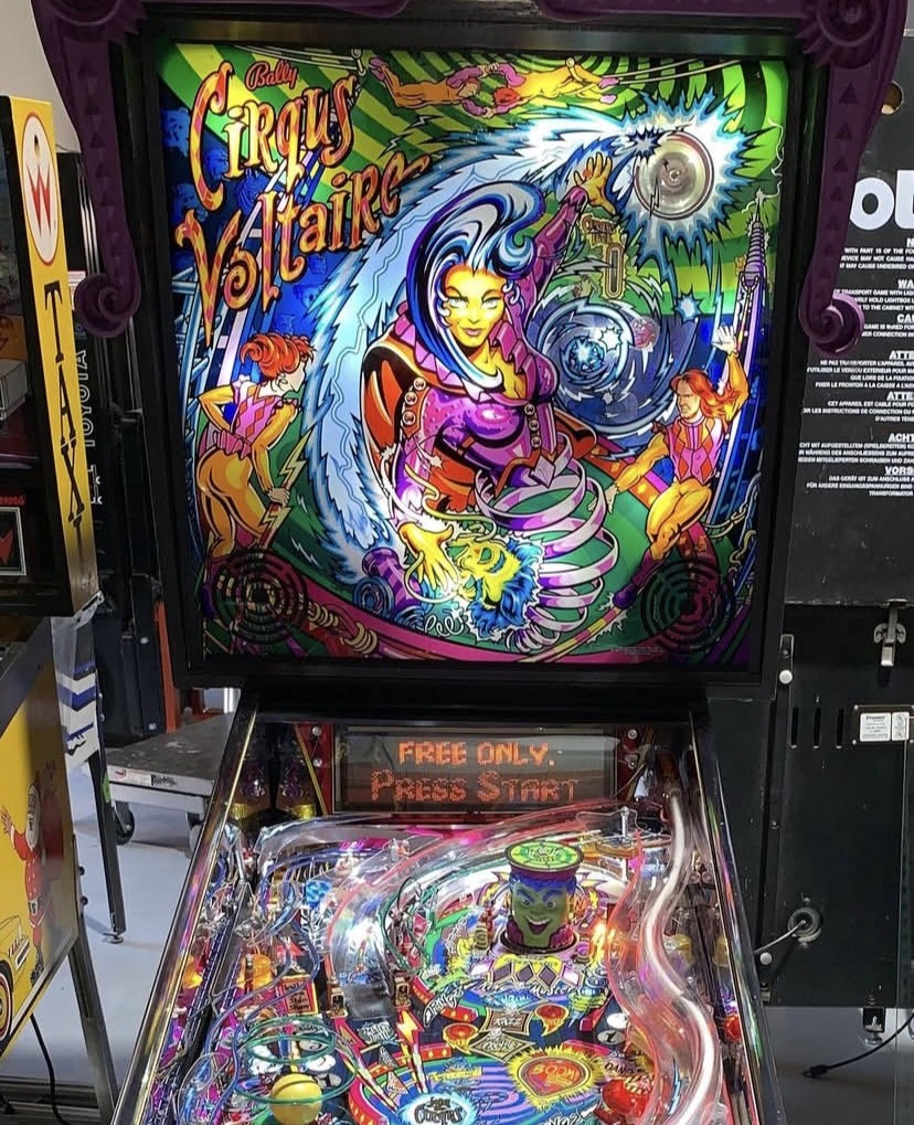 Cirqus Voltaire Pinball Machine — view 7