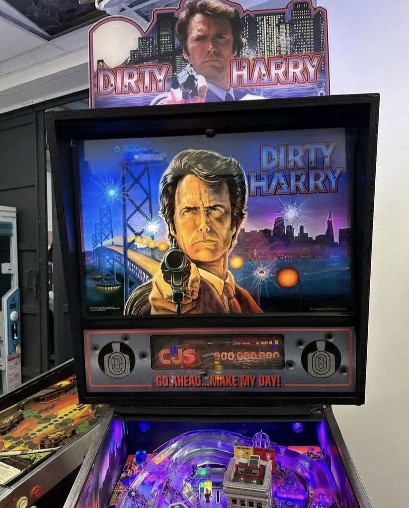 Dirty Harry Pinball Machine by Williams — view 6