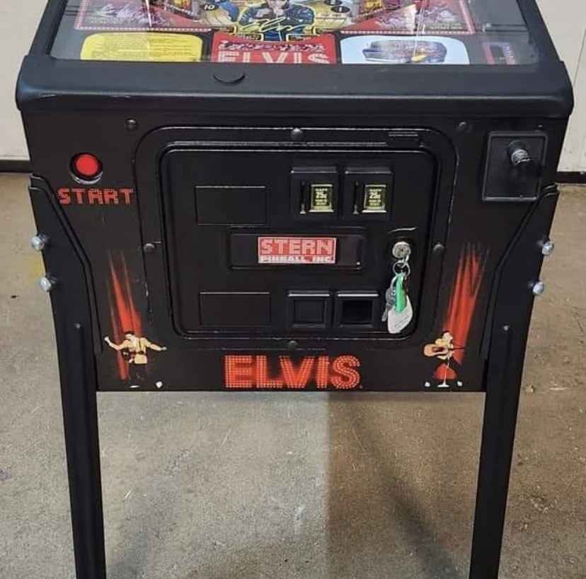 Elvis Pinball Machine by Stern — view 8