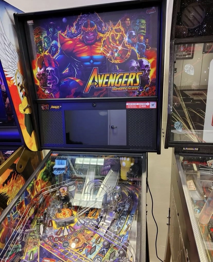 Avengers Infinity Quest Premium Pinball Machine — view 4