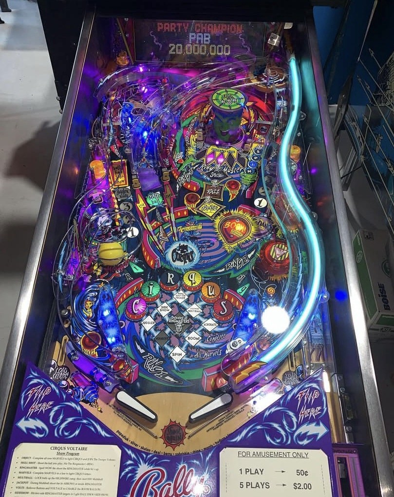 Cirqus Voltaire Pinball Machine — view 6