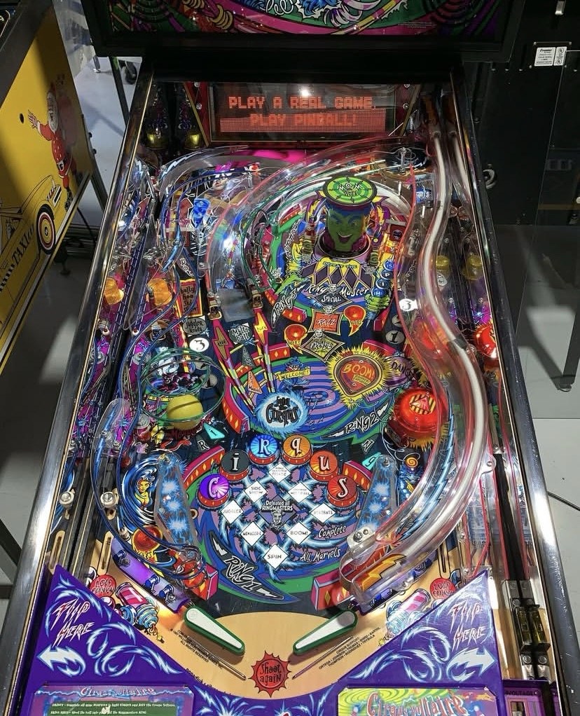 Cirqus Voltaire Pinball Machine — view 9
