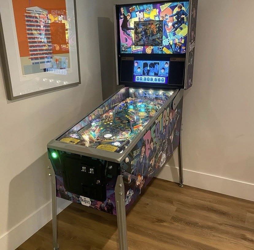 Beatles Platinum Pinball Machine — view 2