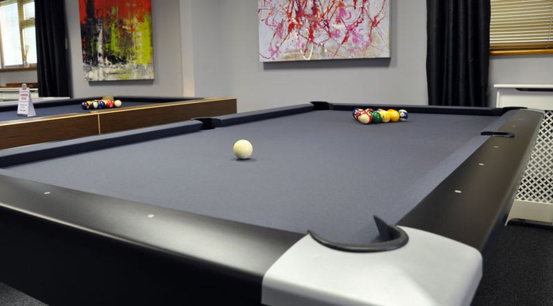 Brunswick Black Wolf II American Pool Table - 7ft, 8ft — view 3