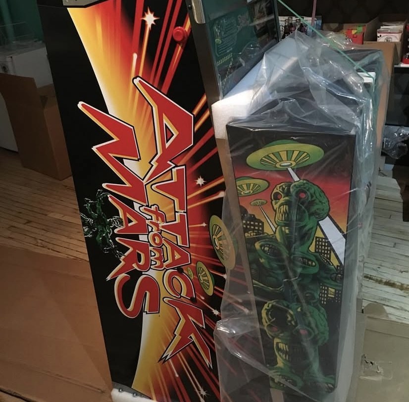 Attack From Mars Pinball Machine — view 3